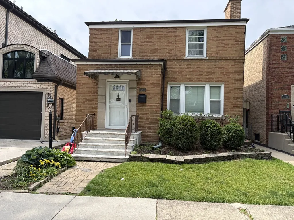 3011 West Jarvis Avenue Chicago IL 60645