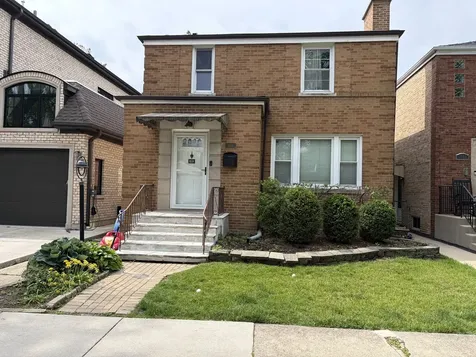 3011 West Jarvis Avenue Chicago IL 60645
