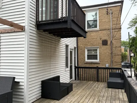 3011 West Jarvis Avenue Chicago IL 60645