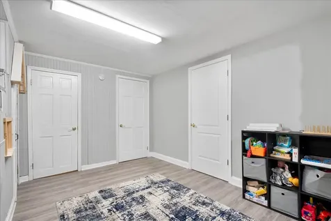 3011 West Jarvis Avenue Chicago IL 60645