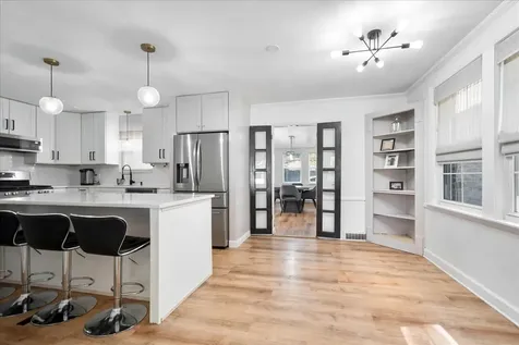 3011 West Jarvis Avenue Chicago IL 60645