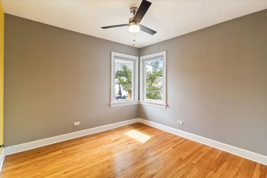 4836 North Mont Clare Avenue Chicago IL 60656