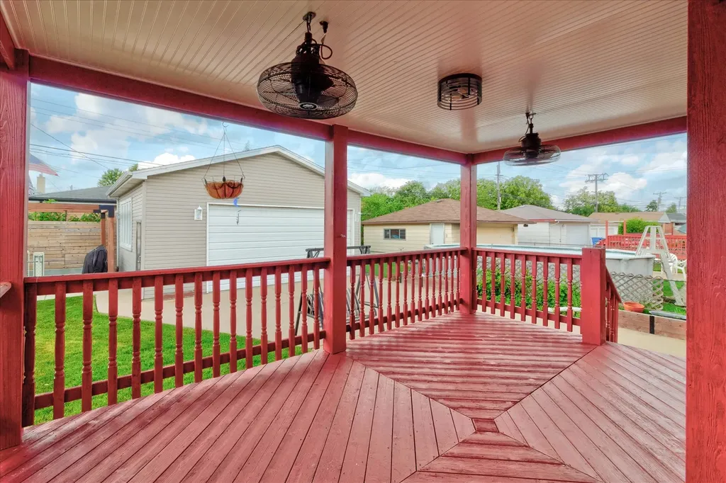 4836 North Mont Clare Avenue Chicago IL 60656
