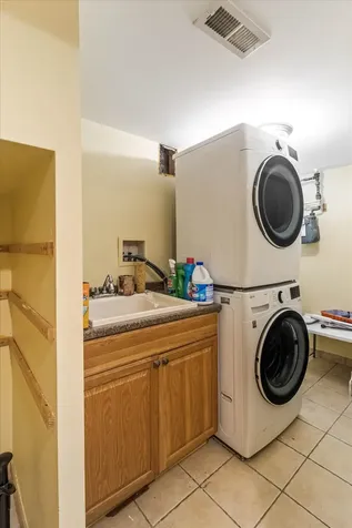 4836 North Mont Clare Avenue Chicago IL 60656