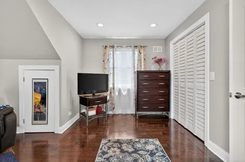 2651 Oak Street River Grove IL 60171