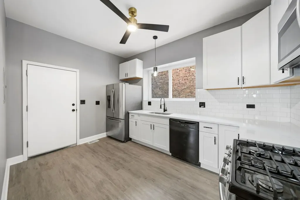 4508 West Congress Parkway Chicago IL 60624