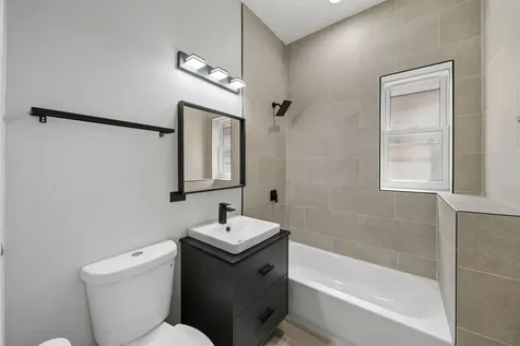 4508 West Congress Parkway Chicago IL 60624