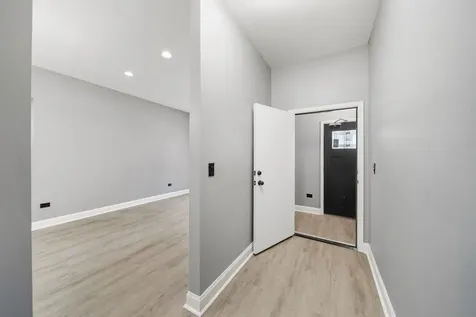 4508 West Congress Parkway Chicago IL 60624
