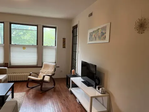 1024 East 52nd Street Chicago IL 60615