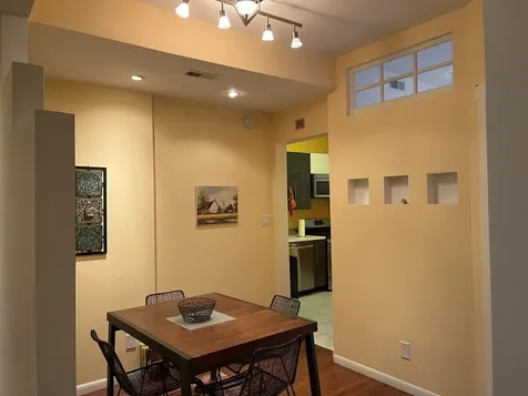 1024 East 52nd Street Chicago IL 60615