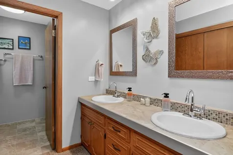 6325 W 124th Street Palos Heights IL 60463