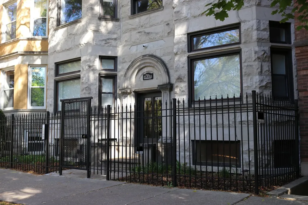 2433 North Kedzie Boulevard Chicago IL 60647
