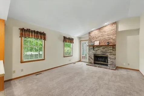 2918 Robeson Park Drive Champaign IL 61822