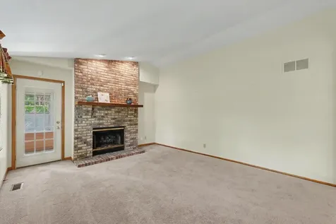 2918 Robeson Park Drive Champaign IL 61822
