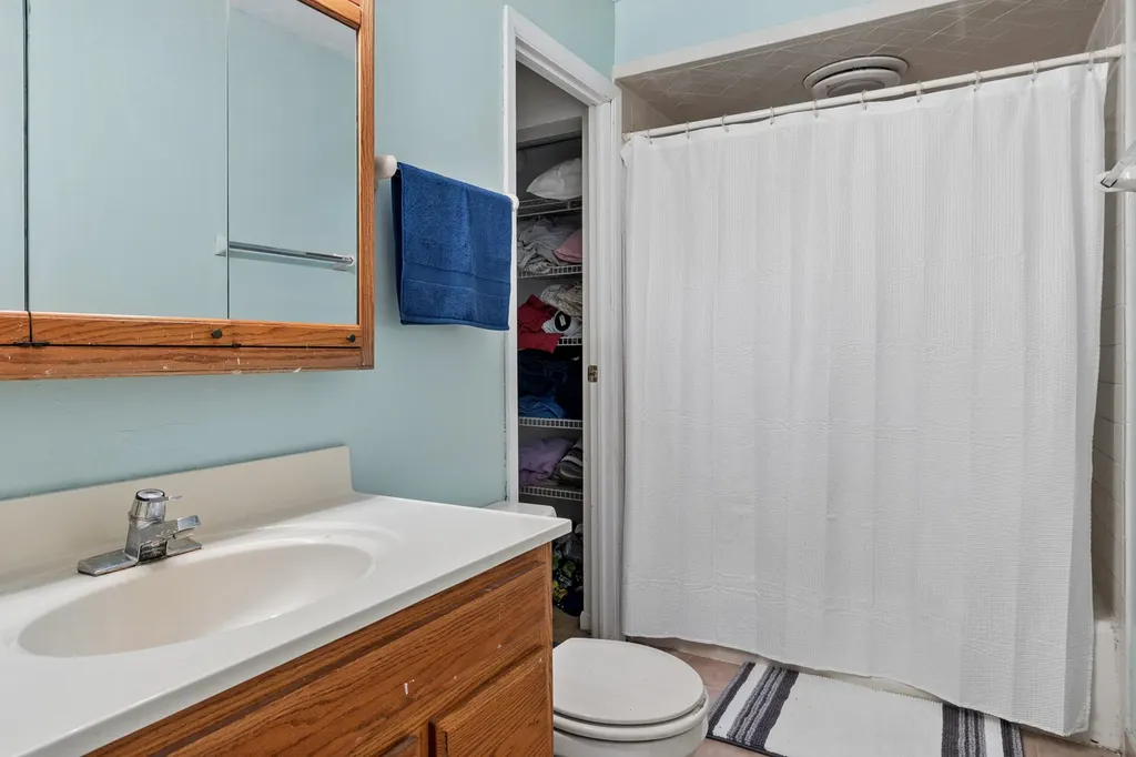 1321 Carol Lane Naperville IL 60565