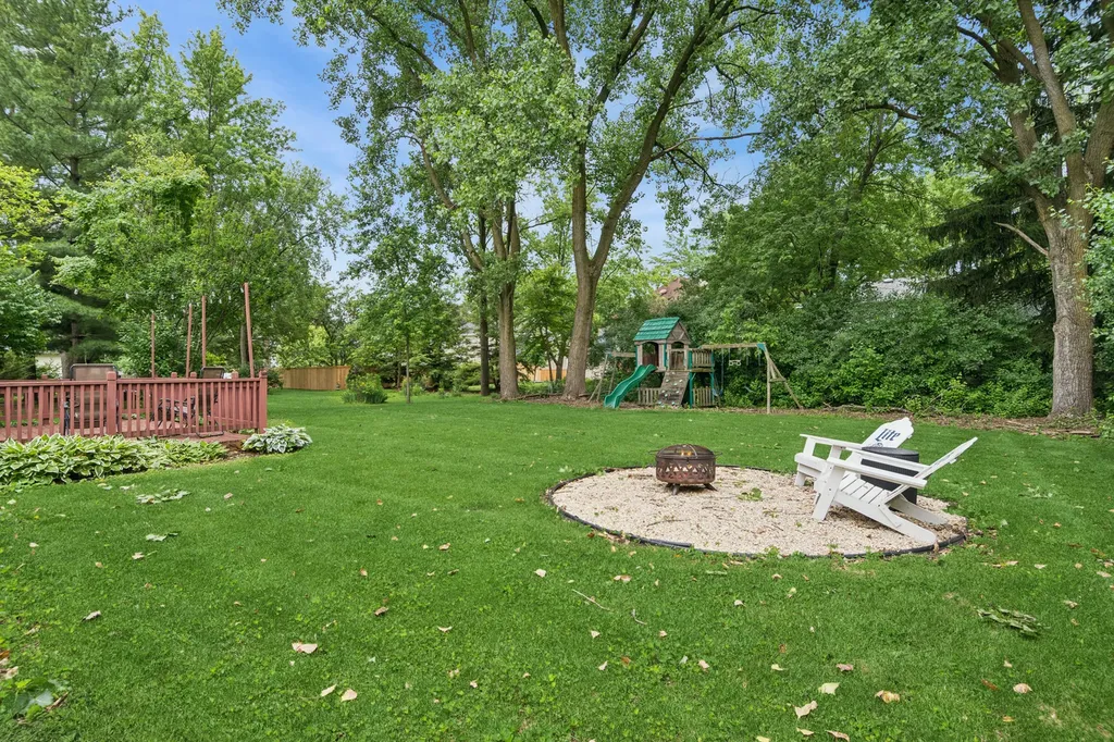 1321 Carol Lane Naperville IL 60565