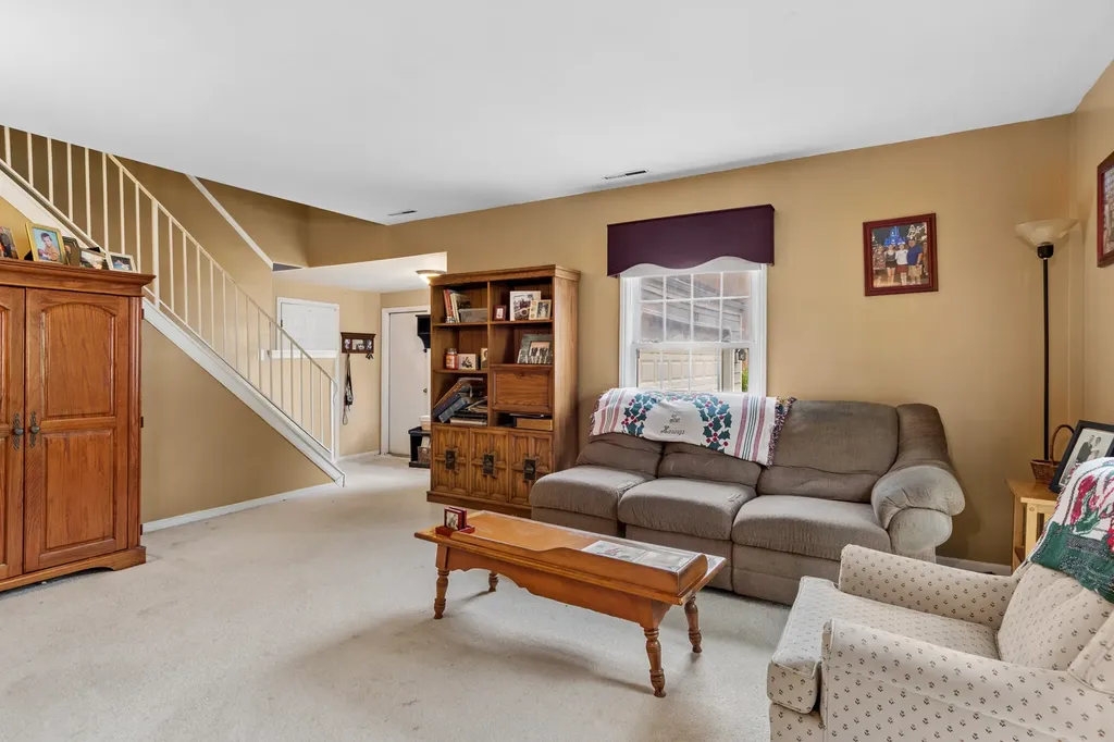 1321 Carol Lane Naperville IL 60565