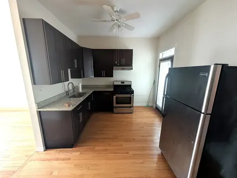 5616 North Winthrop Avenue Chicago IL 60660