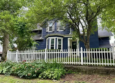 3232 Park 16th Street Moline IL 61265