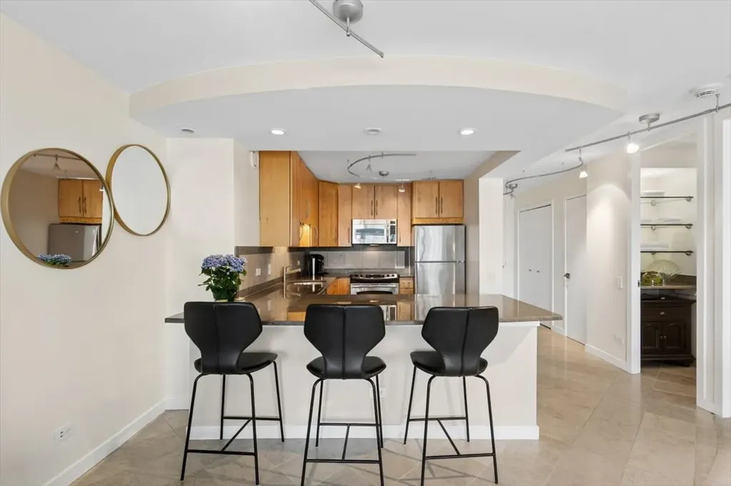 30 East Huron Street Chicago IL 60611