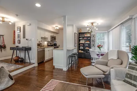 15 East North Avenue Lake Bluff IL 60044