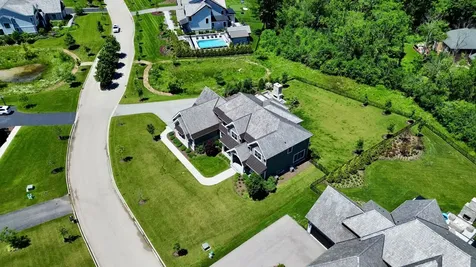 305 Briarwood Lane Lincolnshire IL 60069