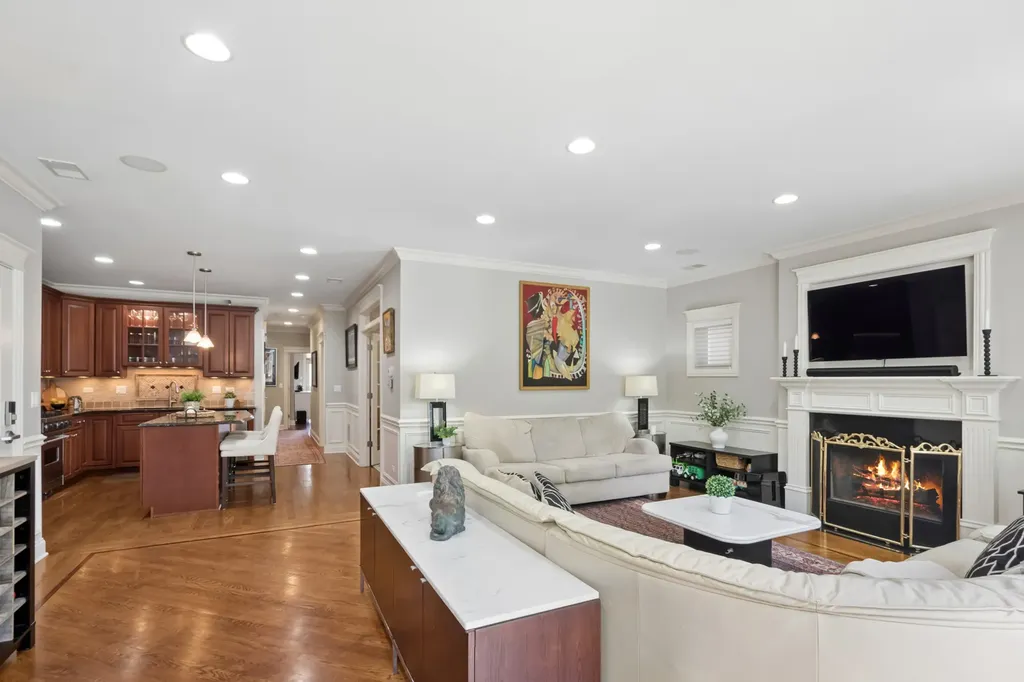 1330 West Diversey Parkway Chicago IL 60614