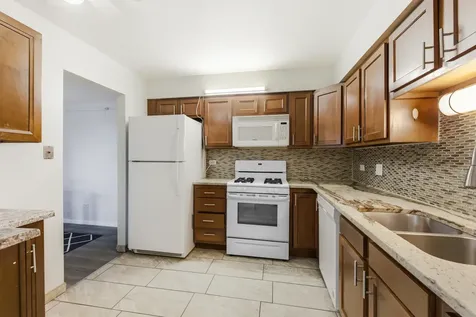 1446 Sutter Drive Hanover Park IL 60133