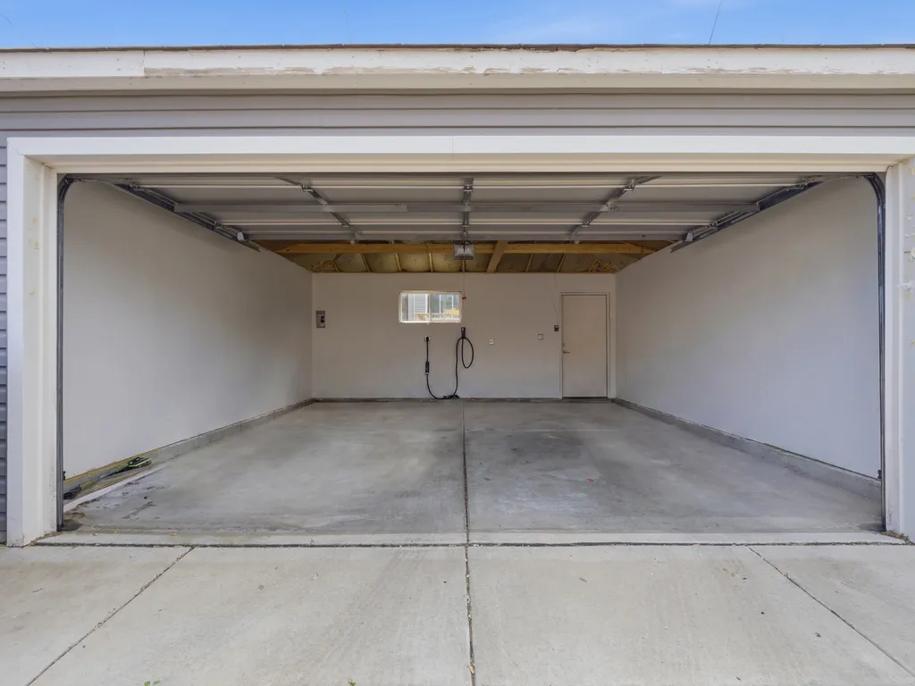 4334 West Shakespeare Avenue Chicago IL 60639