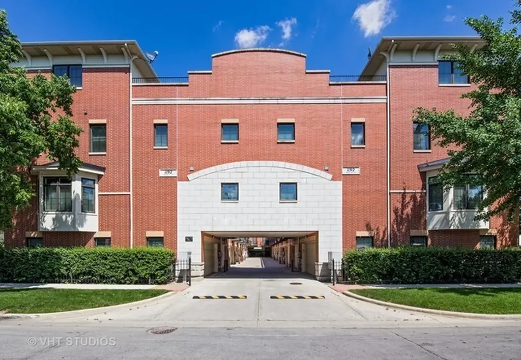 1192 South Clarence Avenue Oak Park IL 60304