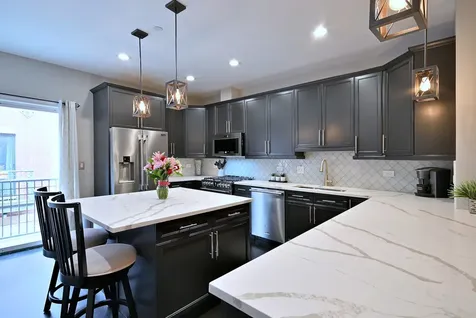 1192 South Clarence Avenue Oak Park IL 60304