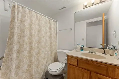 36 Andy Court Bloomington IL 61704