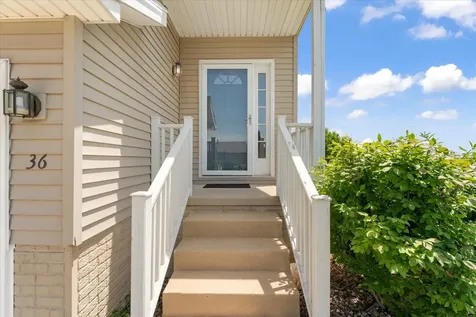 36 Andy Court Bloomington IL 61704