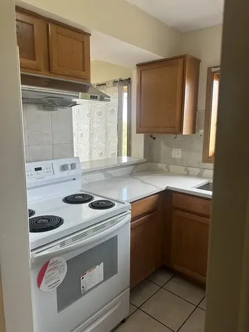 239 West 18th Street Chicago IL 60616