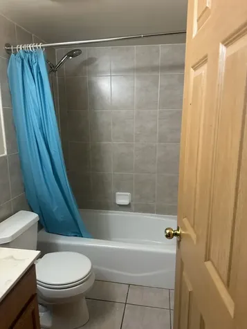 239 West 18th Street Chicago IL 60616