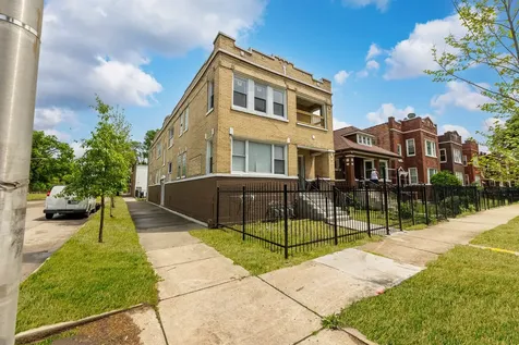 5203 South Peoria Street Chicago IL 60609
