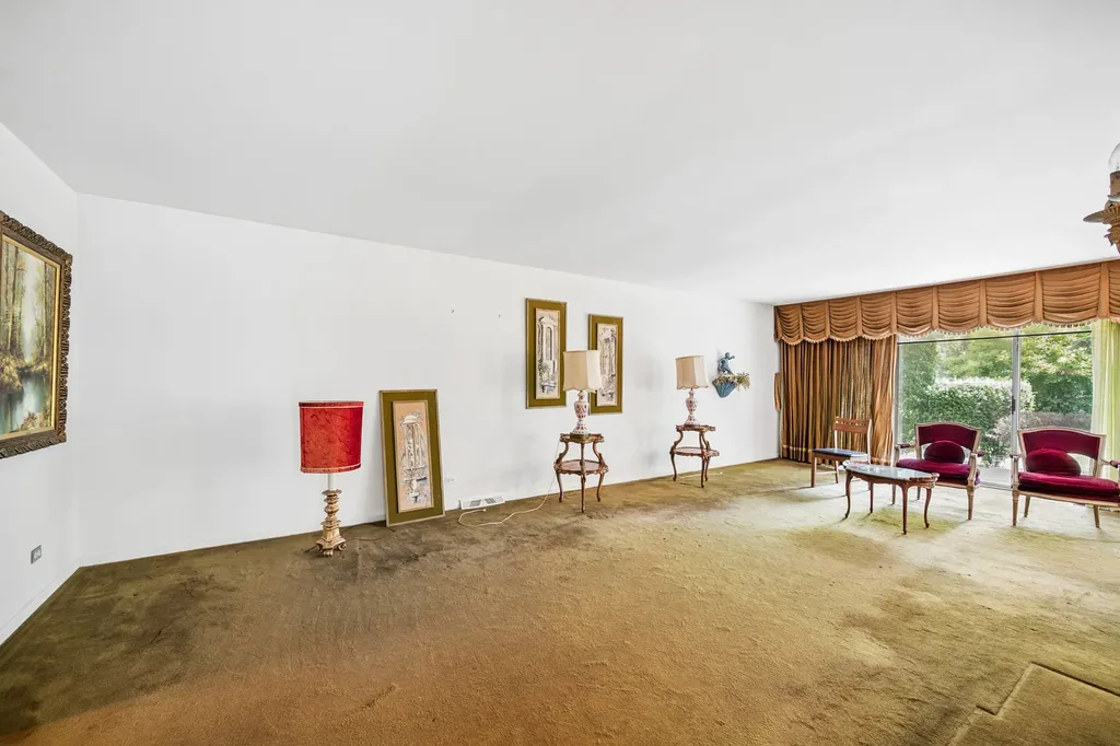 2419 Lake Avenue Wilmette IL 60091