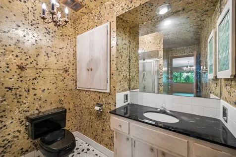2419 Lake Avenue Wilmette IL 60091