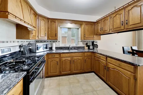 8048 North Oketo Avenue Niles IL 60714