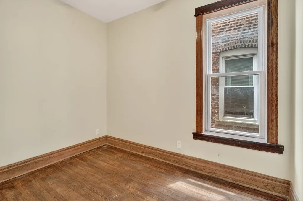 6525 South Vernon Avenue Chicago IL 60637