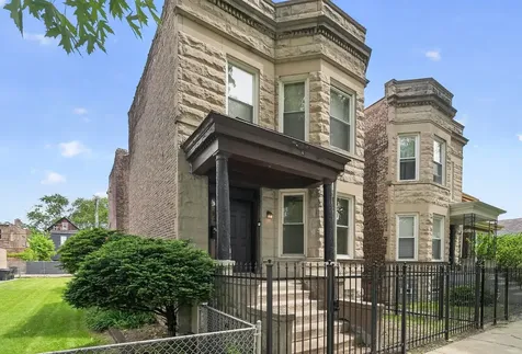 6525 South Vernon Avenue Chicago IL 60637