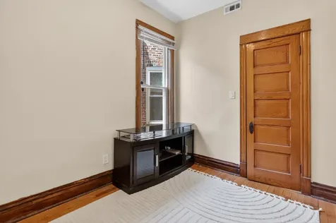 6525 South Vernon Avenue Chicago IL 60637