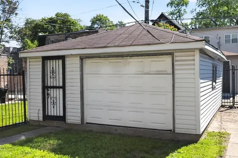 6525 South Vernon Avenue Chicago IL 60637