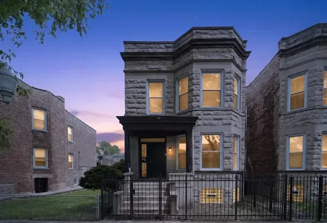6525 South Vernon Avenue Chicago IL 60637