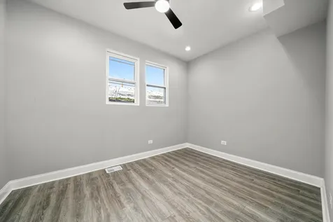7918 South Anthony Avenue Chicago IL 60619
