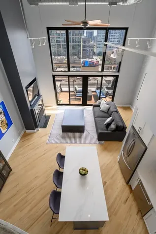 616 West Fulton Street Chicago IL 60661