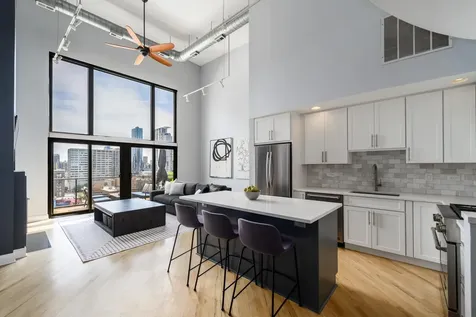 616 West Fulton Street Chicago IL 60661