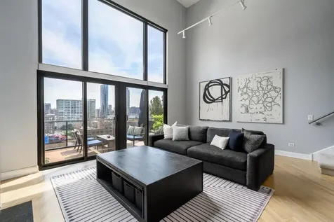 616 West Fulton Street Chicago IL 60661