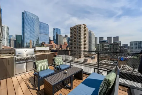 616 West Fulton Street Chicago IL 60661