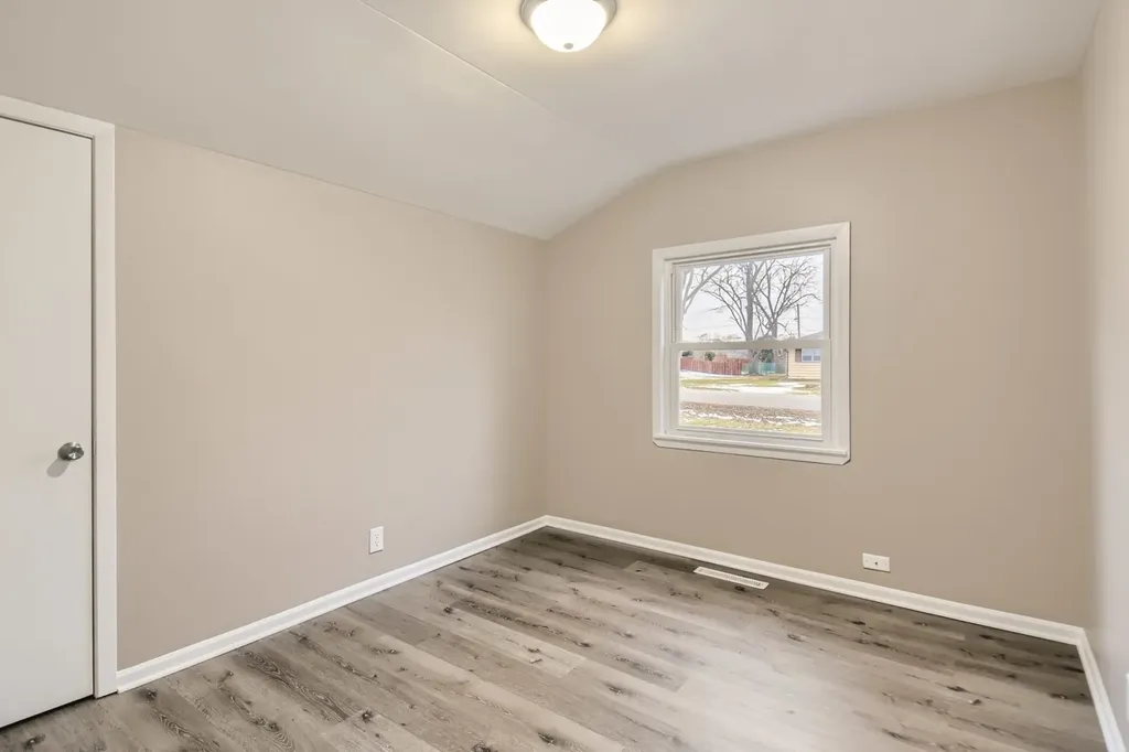 120 Roberts Road New Lenox IL 60451